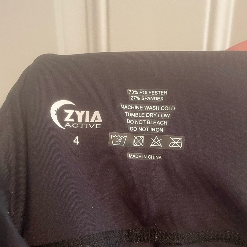 Zyia Leggings size 4